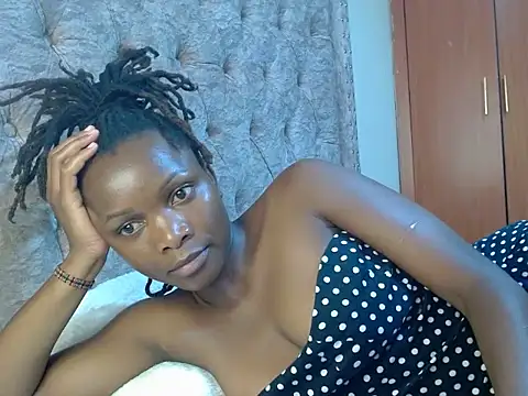 Snapshot of Naughty_Girl17 chatting on 02.12.25 Naughty Girl17 online show from 02.12.25