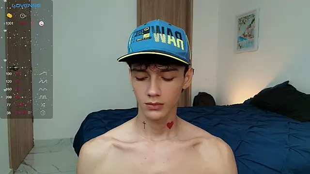 Snapshot of badboy_one_ chatting on 11.09.25 badboy one online show from 11.09.25