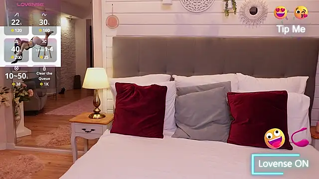 LinaReese online show from 03.18.25