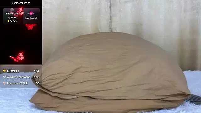 Molliblum online show from 02.09.25