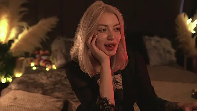 LinaKinky online show from 01.17.25