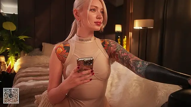 LinaKinky online show from 11.29.25