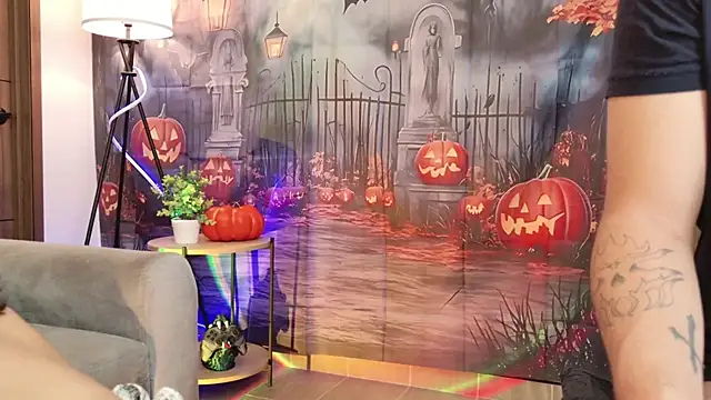 Hot Couple666 online show from 10.27.25