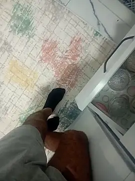 Kurtsikicixh online show from 11.05.25