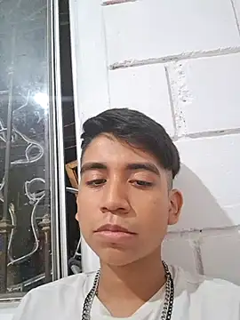 Snapshot of ElGiyuu25 chatting on 01.08.26 ElGiyuu25 online show from 01.08.26