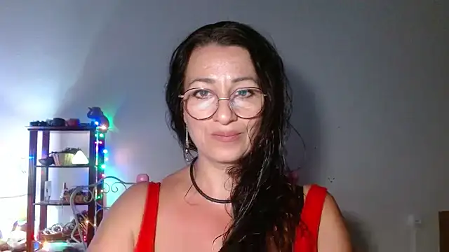 KeisyNeonX online show from 10.21.25