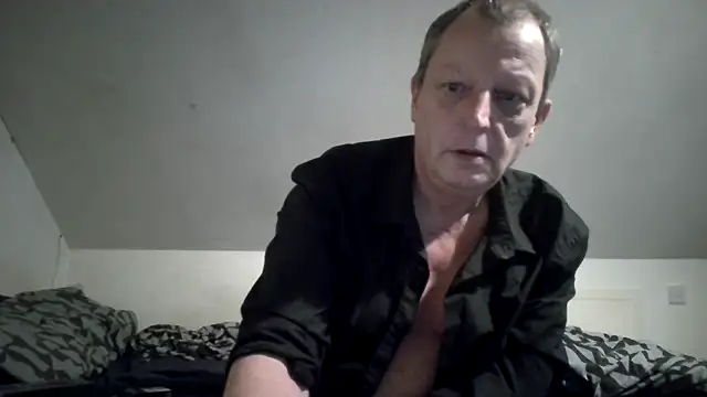 Snapshot of chubbybear2cum chatting on 05.15.26 chubbybear2cum online show from 05.15.26