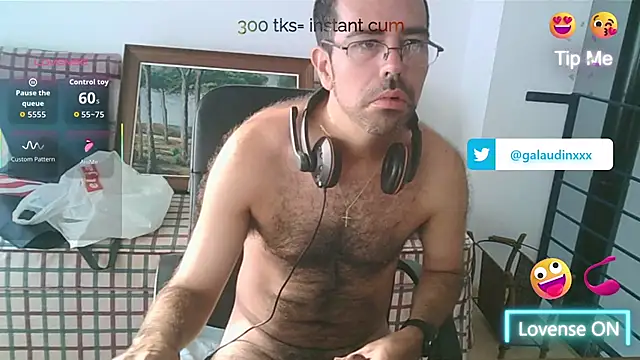 Snapshot of galaudin_3x_ chatting on 07.03.26 galaudin 3x online show from 07.03.26