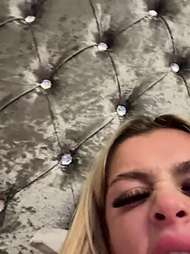 IrishTeenBarbie69 online show from 02.28.25