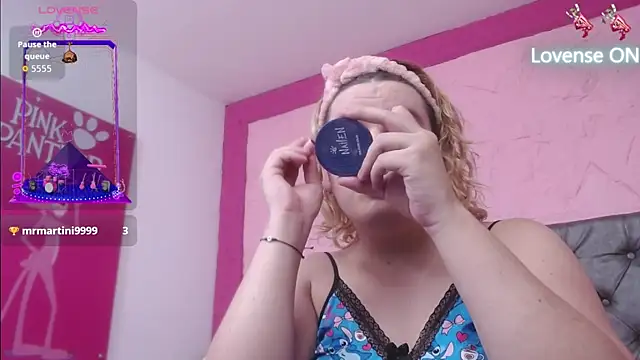 Pearl Michelts online show from 10.10.25