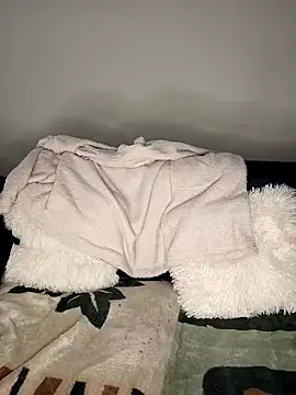 Snapshot of ANAYA-B chatting on 03.21.25 ANAYA-B online show from 03.21.25