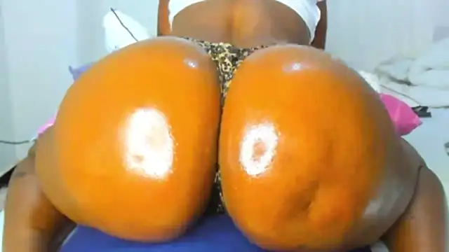 Natasha Spencer online show from 03.02.26