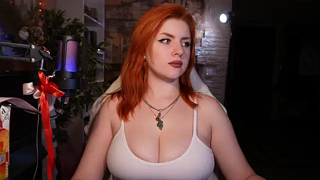 Chriss Fox online show from 02.18.25