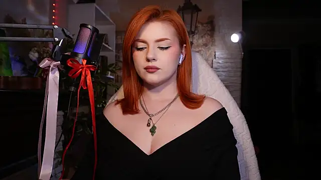 Chriss Fox online show from 02.24.25