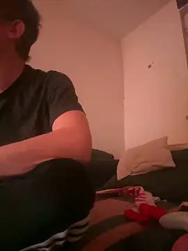 Snapshot of sollzii chatting on 03.12.25 sollzii online show from 03.12.25