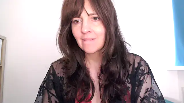 Snapshot of Ella_Next_Door chatting on 02.23.26 Ella Next Door online show from 02.23.26