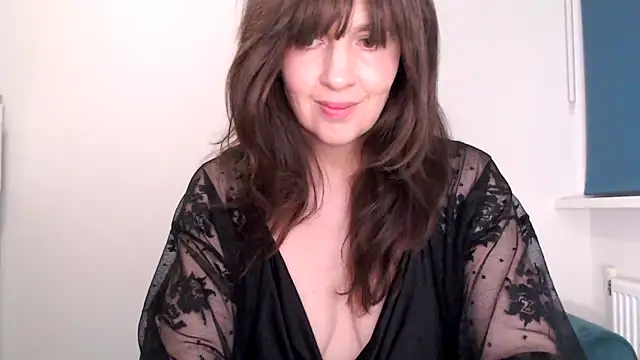 Ella Next Door online show from 03.22.26