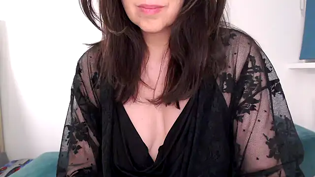 Ella Next Door online show from 04.16.26