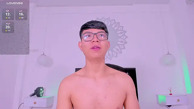 CodyTwink online show from 09.12.25