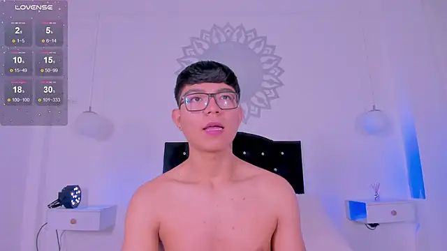 CodyTwink online show from 09.18.25