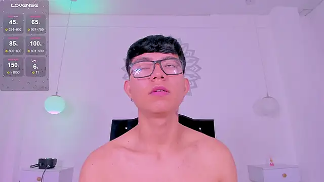 CodyTwink online show from 11.14.25