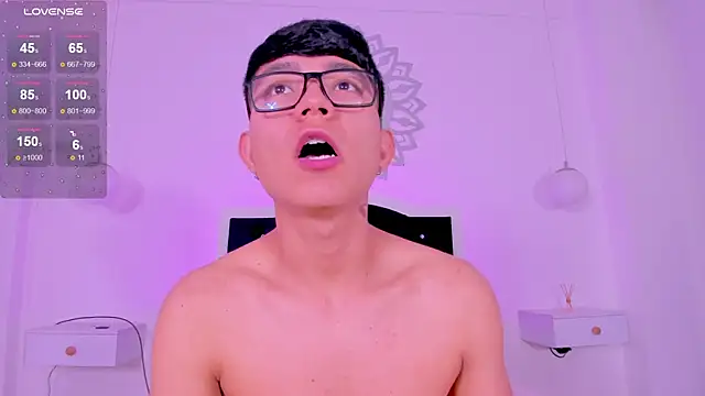 CodyTwink online show from 12.18.25