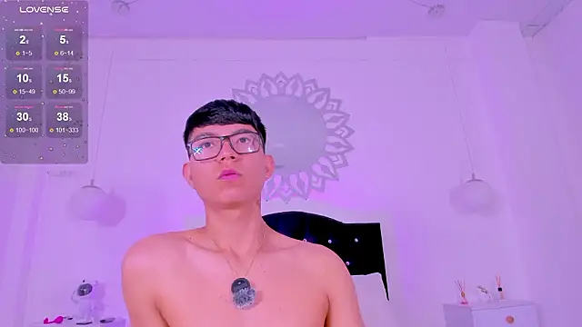 Snapshot of CodyTwink chatting on 02.06.26 CodyTwink online show from 02.06.26