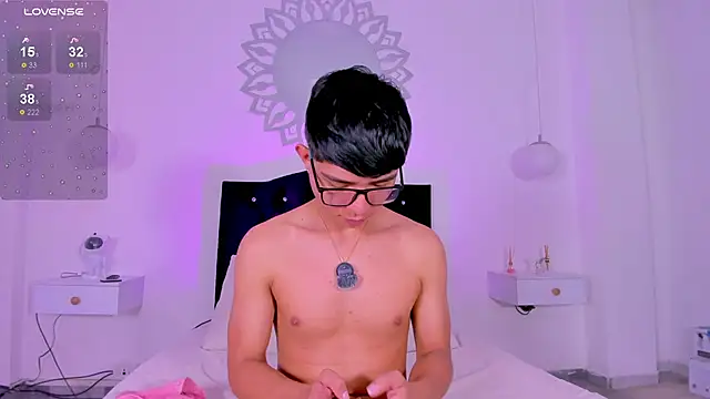 Snapshot of CodyTwink chatting on 02.12.26 CodyTwink online show from 02.12.26