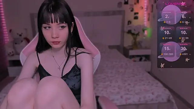 CoddleWeeper  online show from 01.27.25