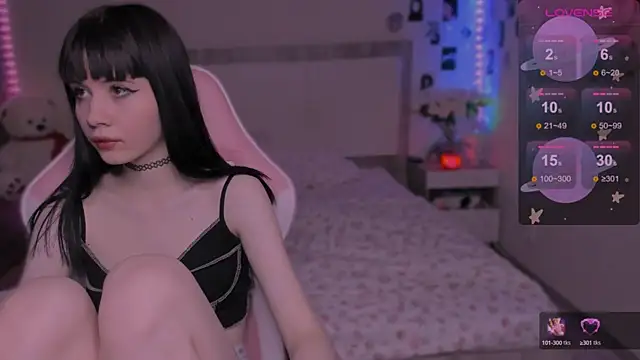 CoddleWeeper  online show from 02.04.25