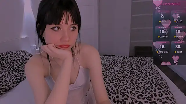 CoddleWeeper  online show from 02.13.25