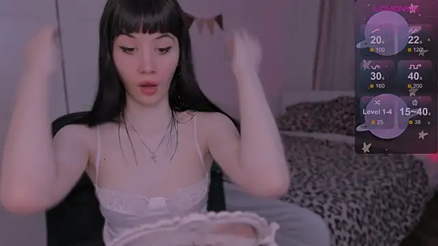 CoddleWeeper  online show from 03.17.25