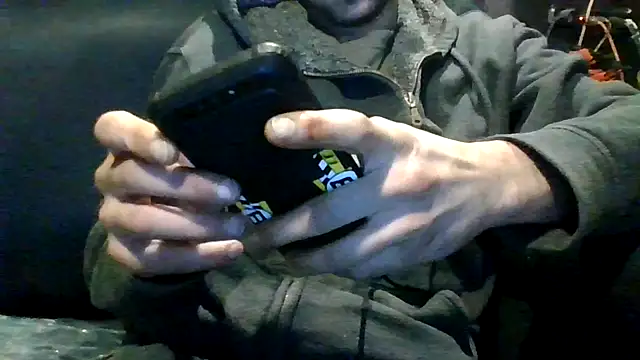 robeaulieu02 online show from 11.17.25