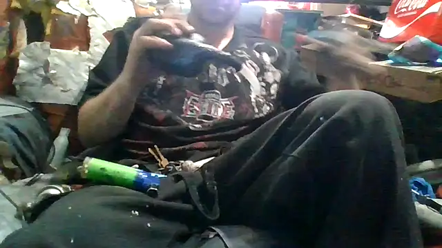 robeaulieu02 online show from 12.14.25