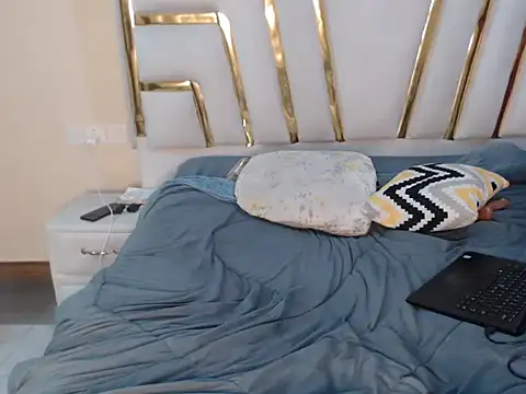 Ninna bellah online show from 12.24.24