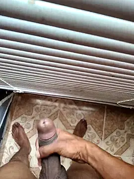 Snapshot of Negrotnt11 chatting on 10.11.25 Negrotnt11 online show from 10.11.25