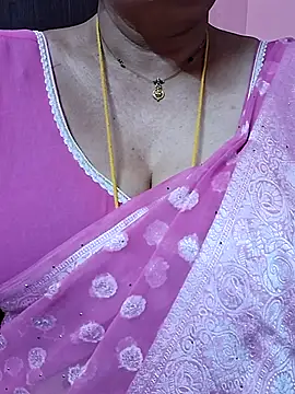 Snapshot of ananya956 chatting on 04.19.26 ananya956 online show from 04.19.26