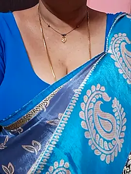 Snapshot of ananya956 chatting on 04.20.26 ananya956 online show from 04.20.26