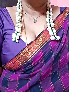 Snapshot of ananya956 chatting on 05.07.26 ananya956 online show from 05.07.26