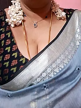 Snapshot of ananya956 chatting on 05.23.26 ananya956 online show from 05.23.26
