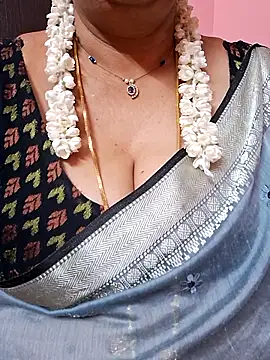 Snapshot of ananya956 chatting on 05.24.26 ananya956 online show from 05.24.26