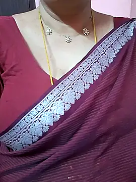 Snapshot of ananya956 chatting on 06.13.26 ananya956 online show from 06.13.26