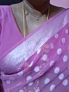 Snapshot of ananya956 chatting on 06.22.26 ananya956 online show from 06.22.26