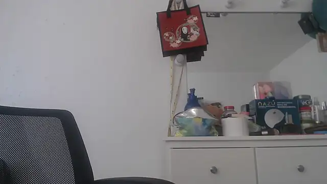 naughthyany16 online show from 03.21.25