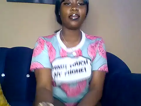 Lyiaspark online show from 02.16.25