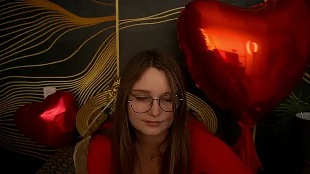 MagicPeachh  online show from 02.26.25