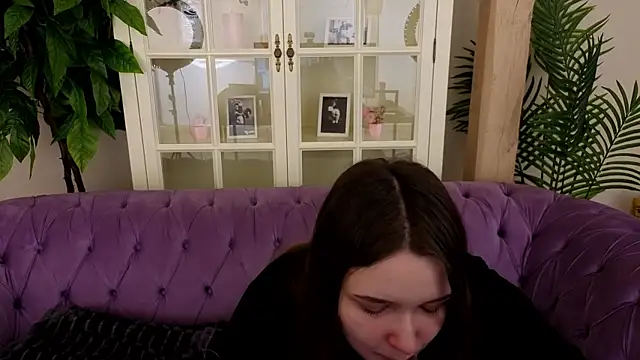 MagicPeachh  online show from 04.03.26
