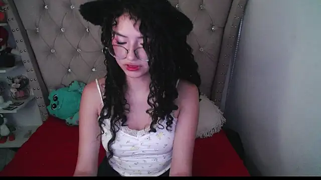 CherieCurl online show from 11.09.25