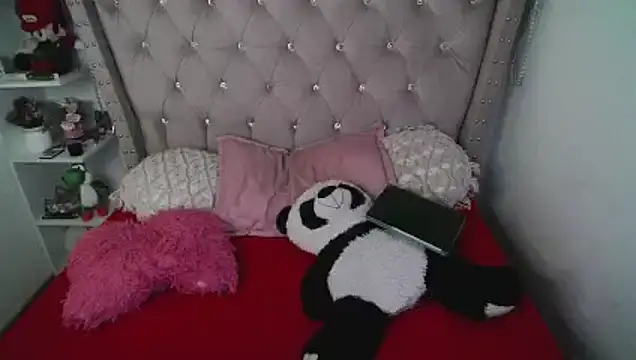 Snapshot of CherieCurl chatting on 03.23.26 CherieCurl online show from 03.23.26