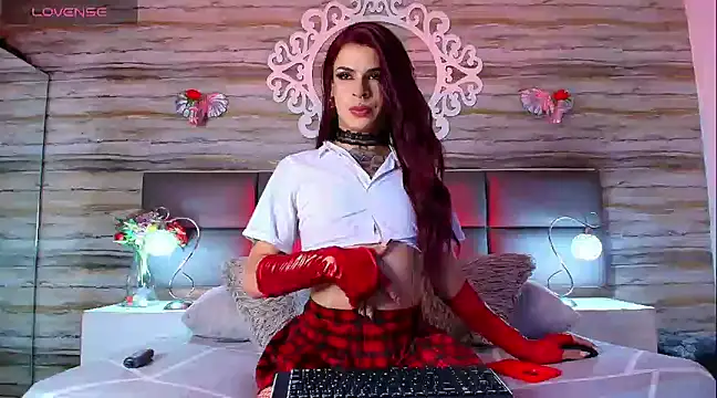 Snapshot of Bella_salvatore chatting on 03.08.25 Bella salvatore online show from 03.08.25